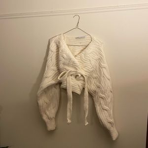 Cropped chunky cream cable knit Zara wrap cardigan, size small, barely worn
